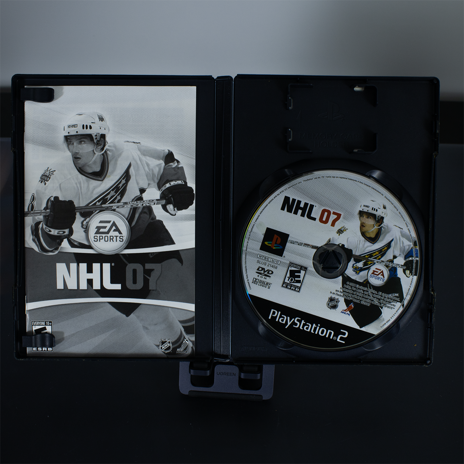 NHL07 - CIB - PS2 Game