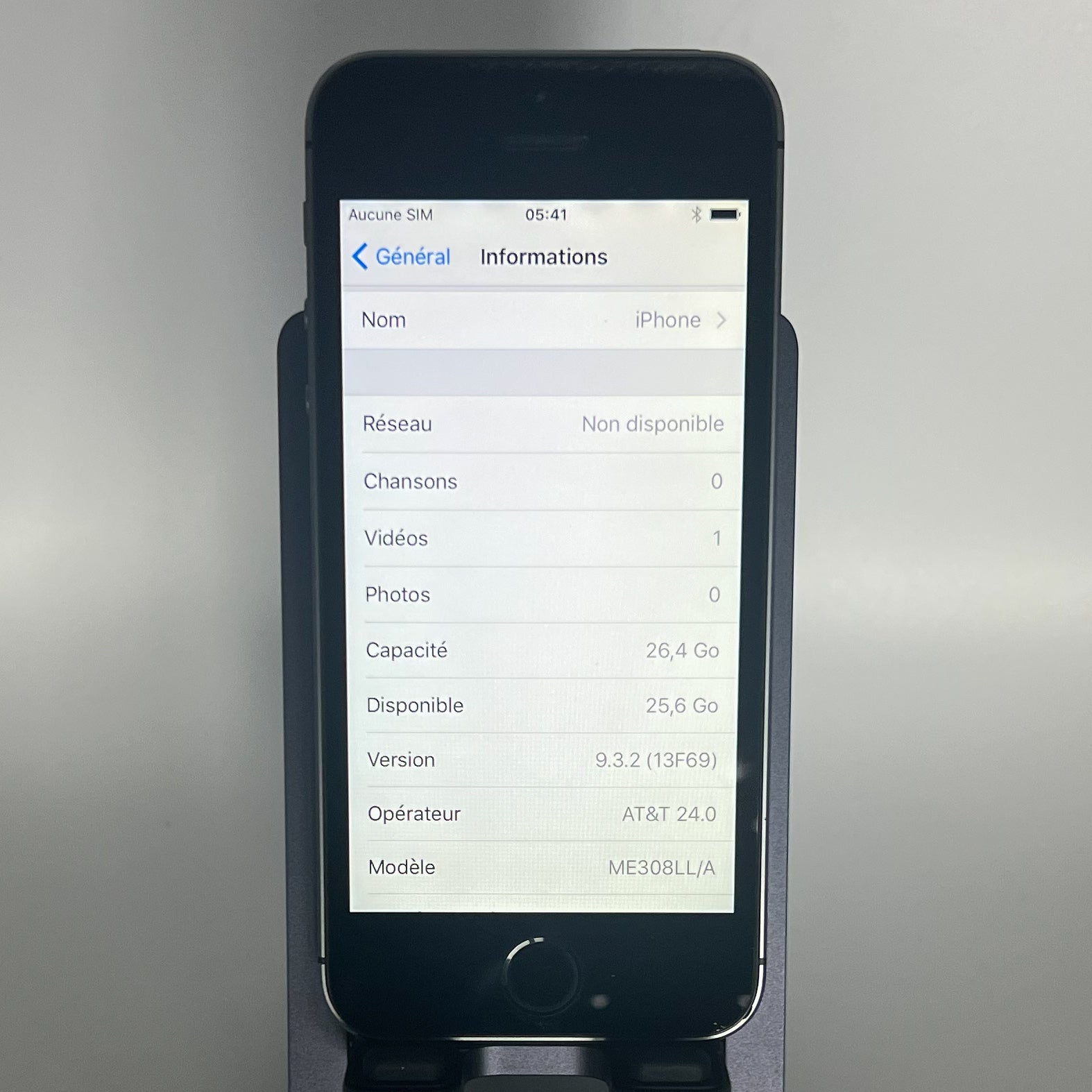 iPhone 5S - iOS 9.3.2 (RARE) - Unlocked - 32GB - Battery 93%