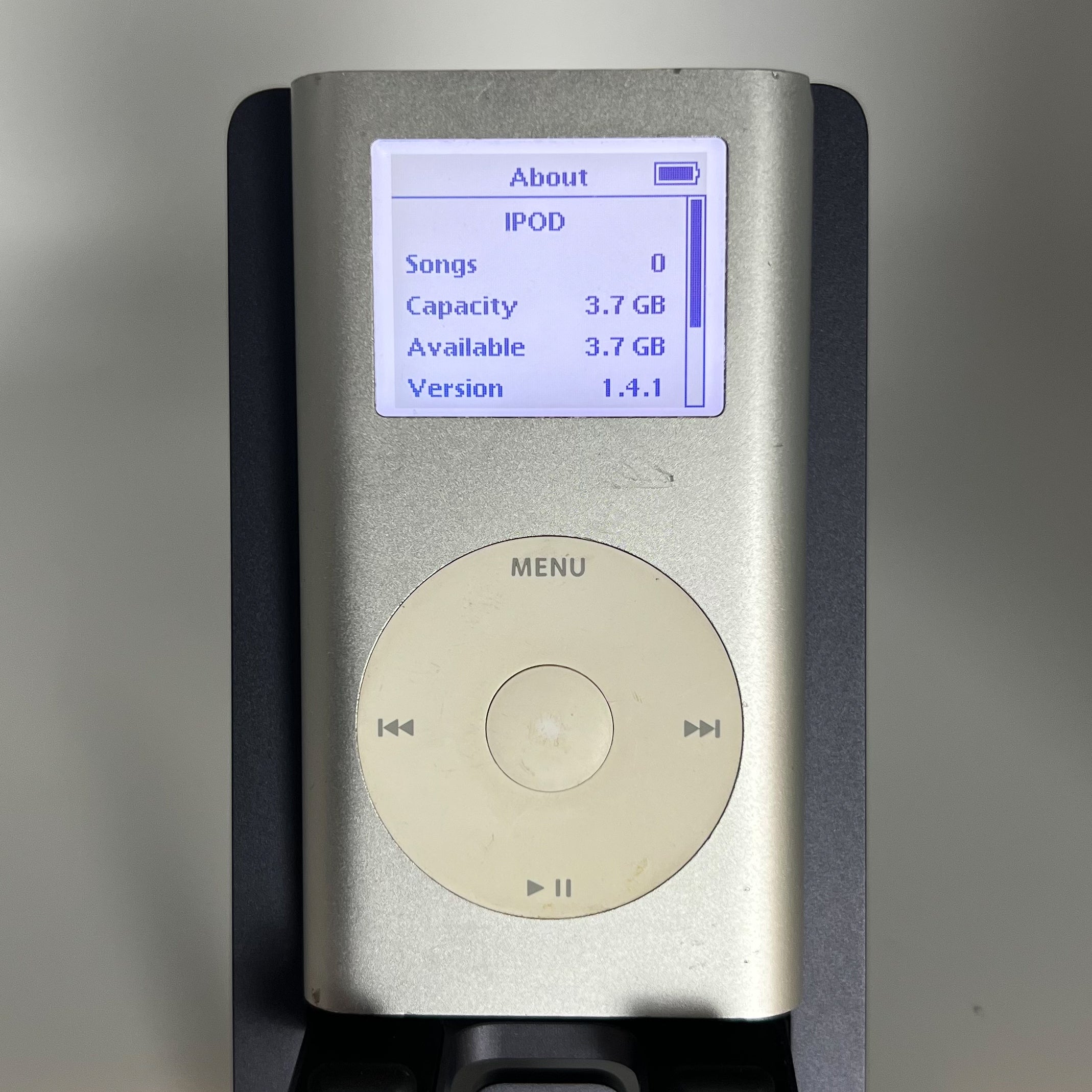 iPod Mini 2 - Works fine - 4GB