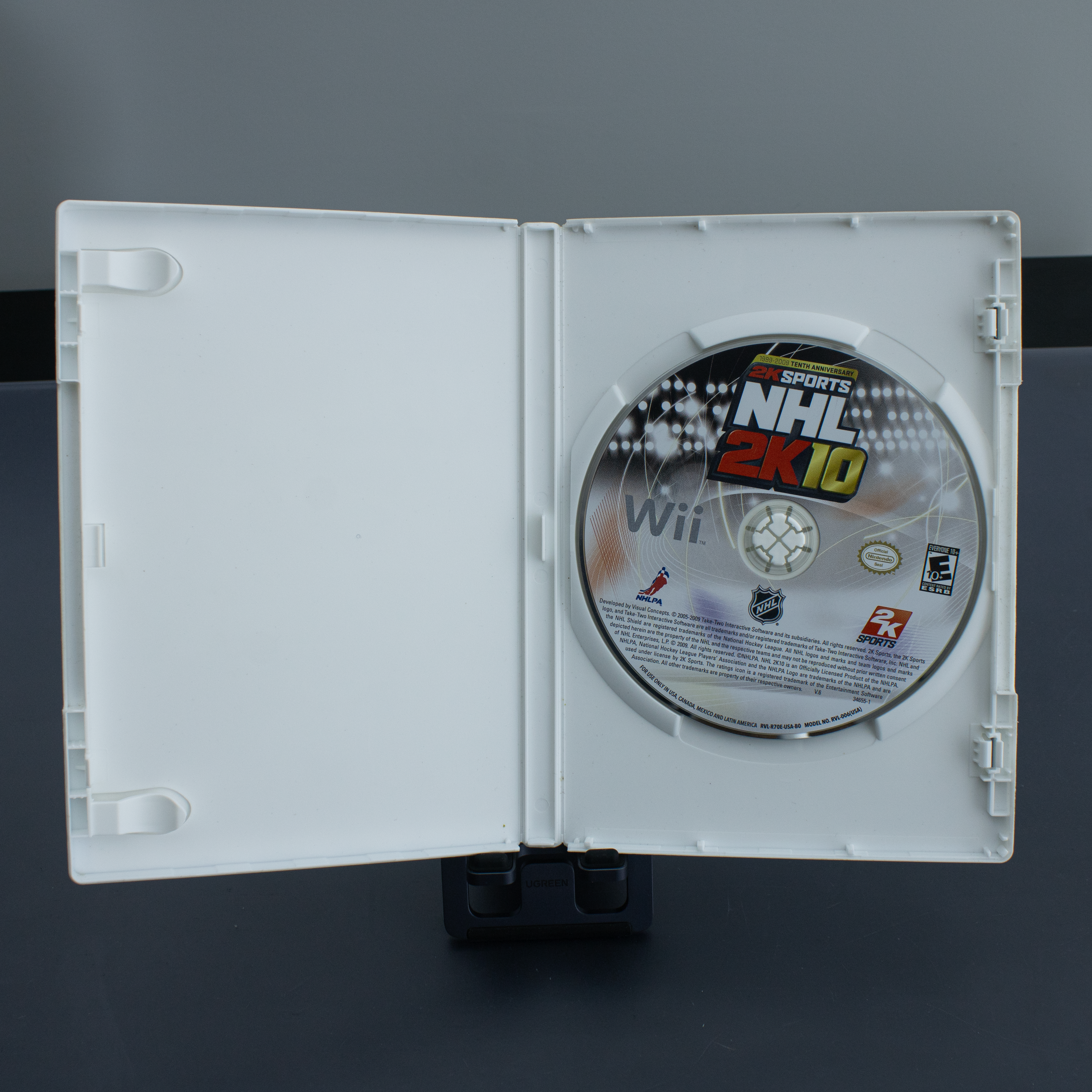NHL 2K10 - Disk & box - Wii Game