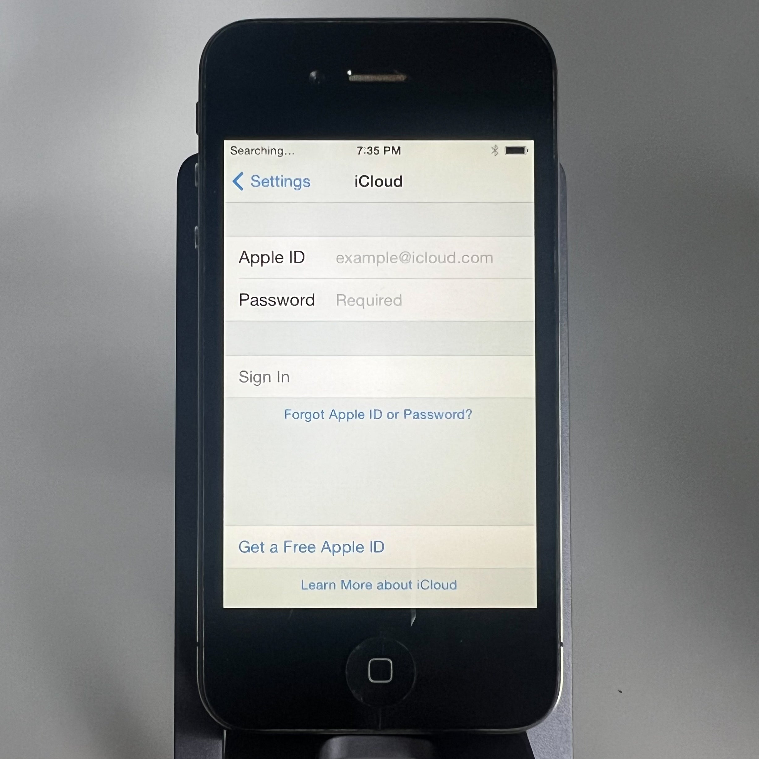 iPhone 4S - iOS 7.1.2 (RARE) - Works fine - 16GB - Battery 82% - Unlocked