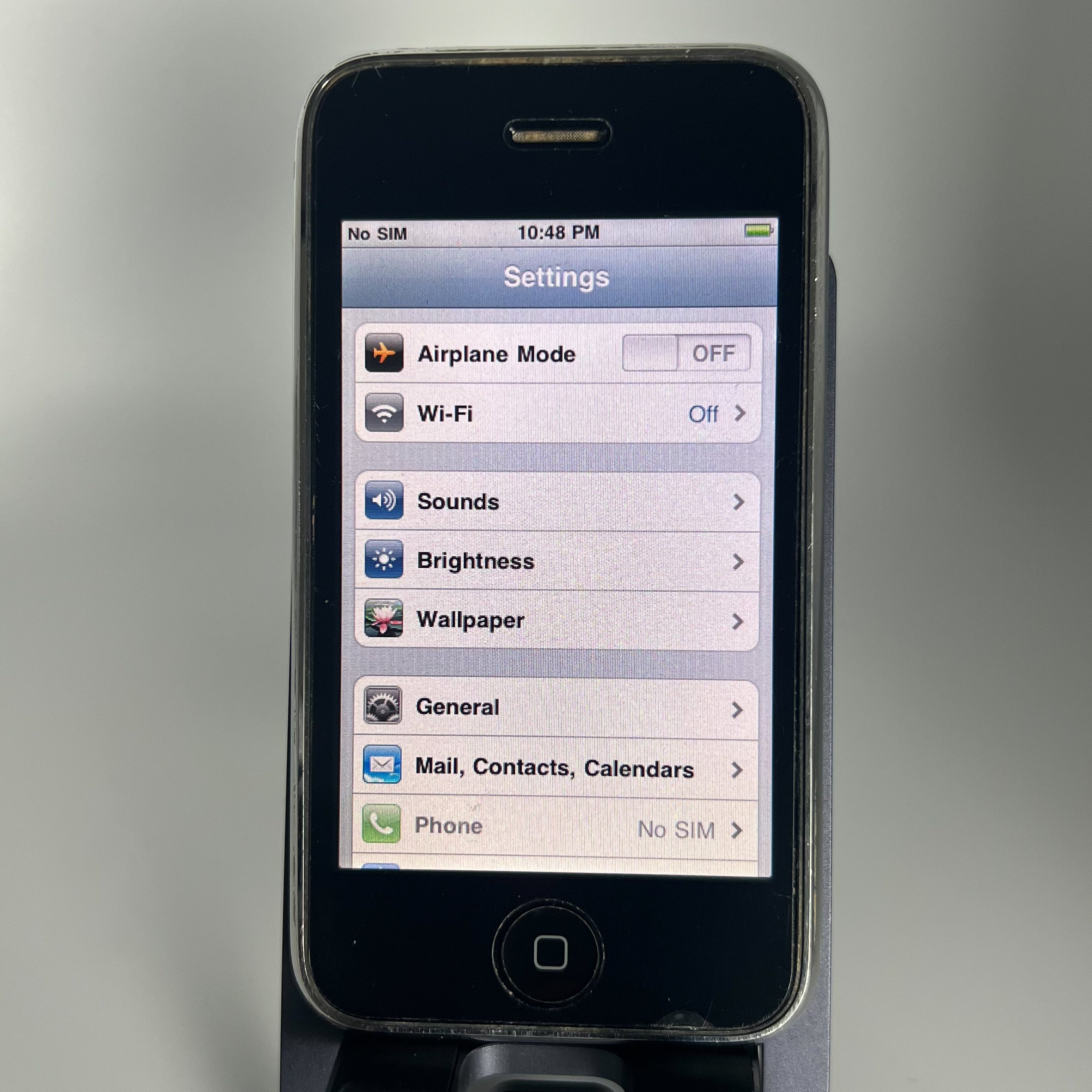 iPhone 3GS - iOS 4.0.2 (RARE) - 32GB - Works fine - Unlocked