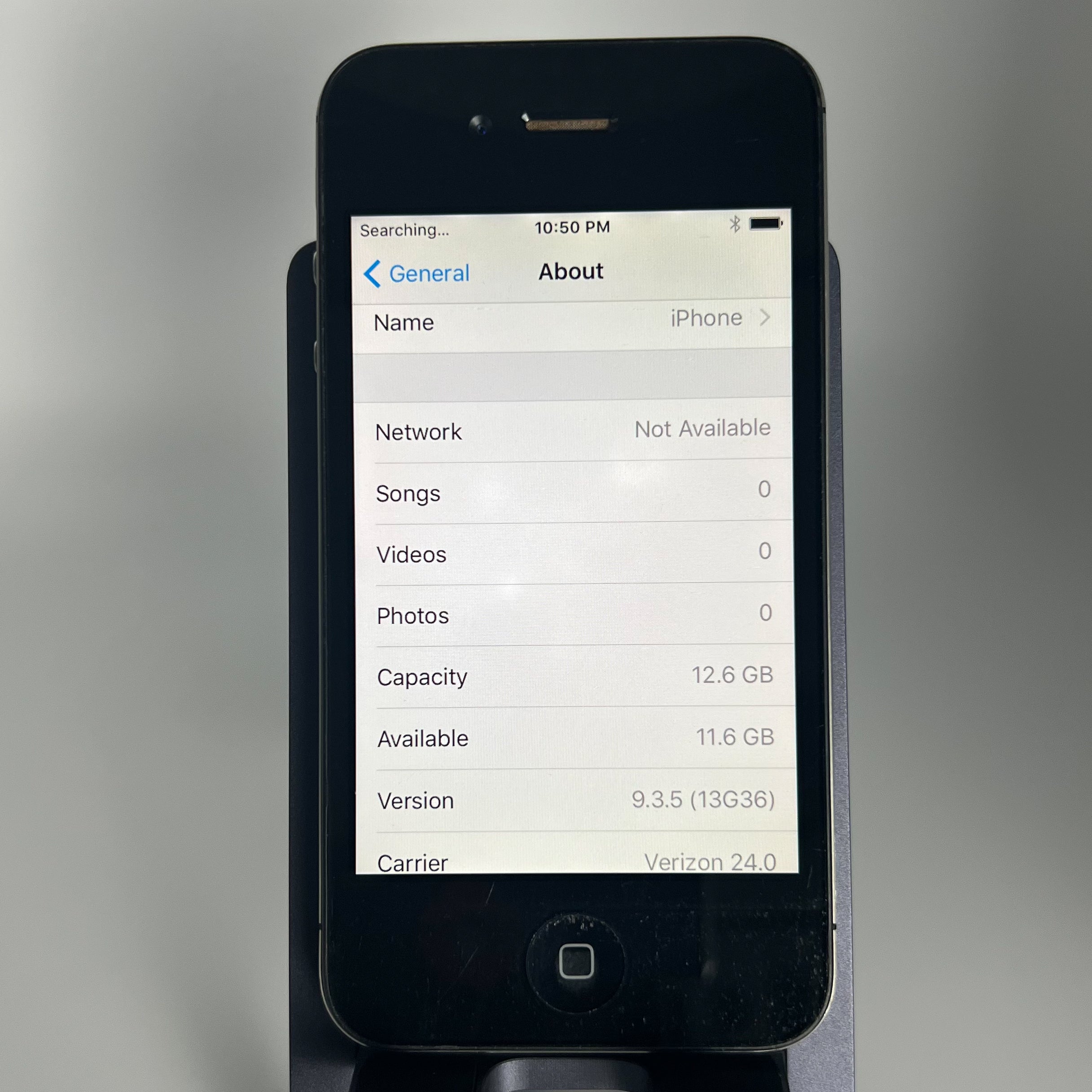 iPhone 4S - Works fine - 16GB - iOS 9.3.5 - Battery 69% - Unlocked