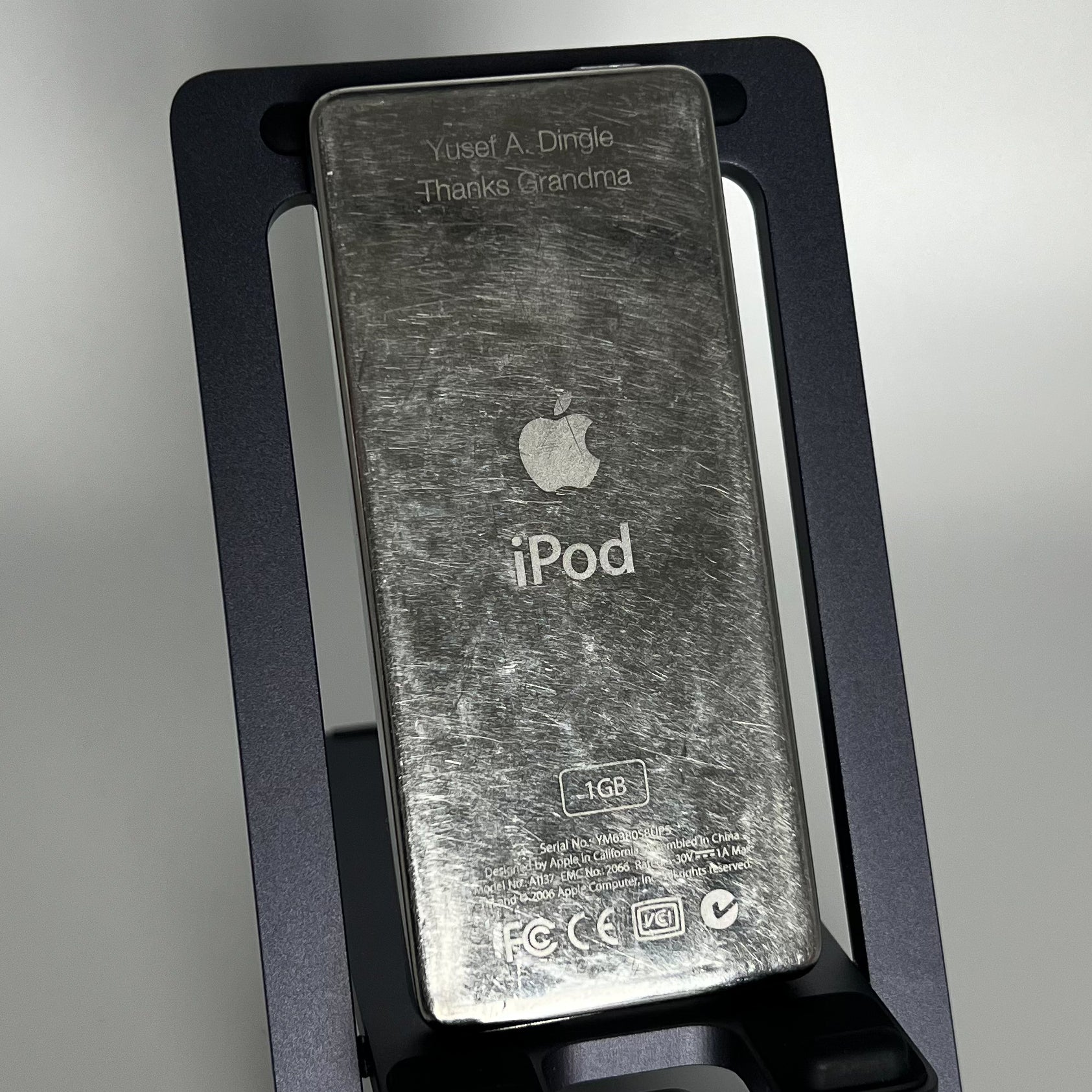 iPod Nano 1 - 1GB - A1137 - Works fine